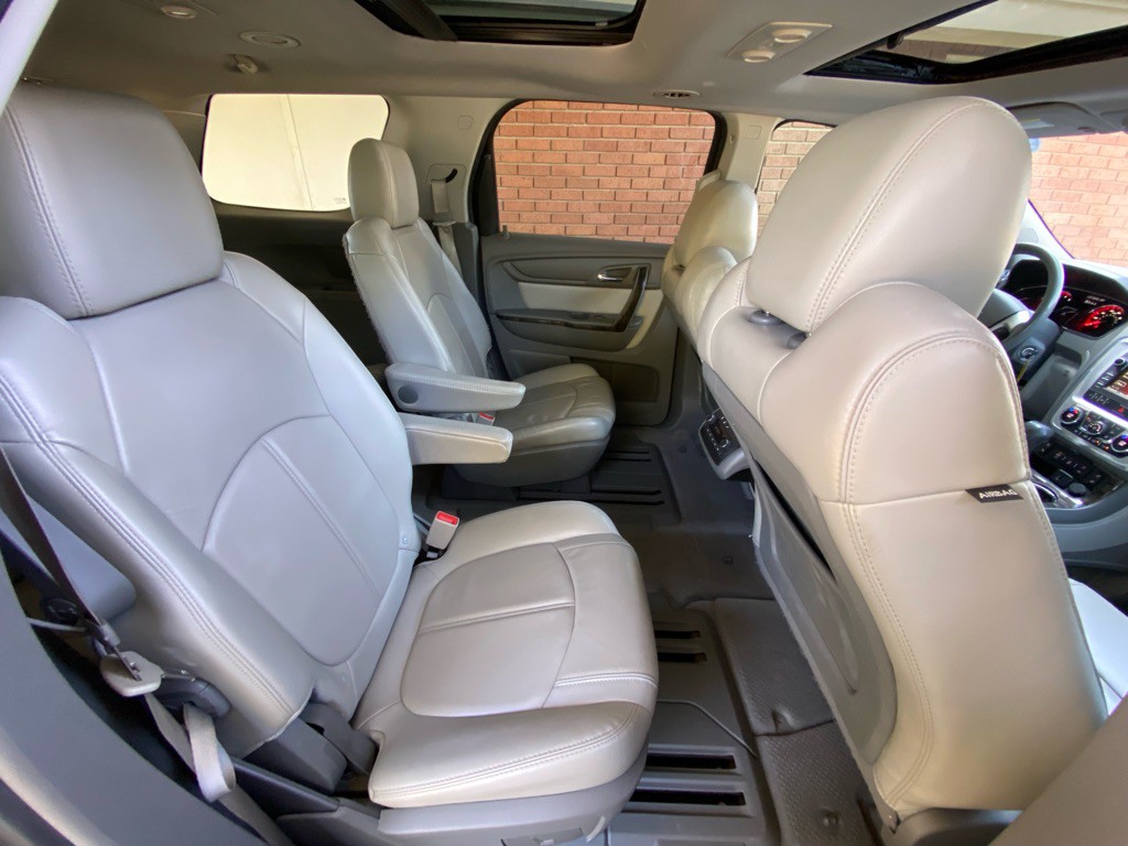 2015 GMC Acadia Image 14