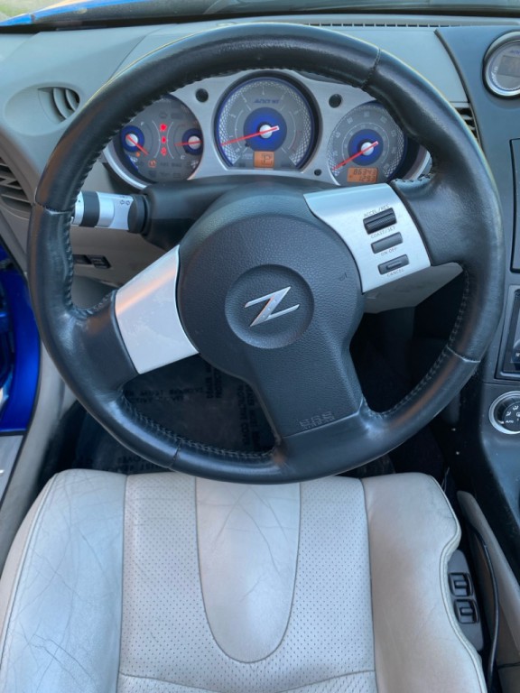 2005 Nissan 350Z Image 17