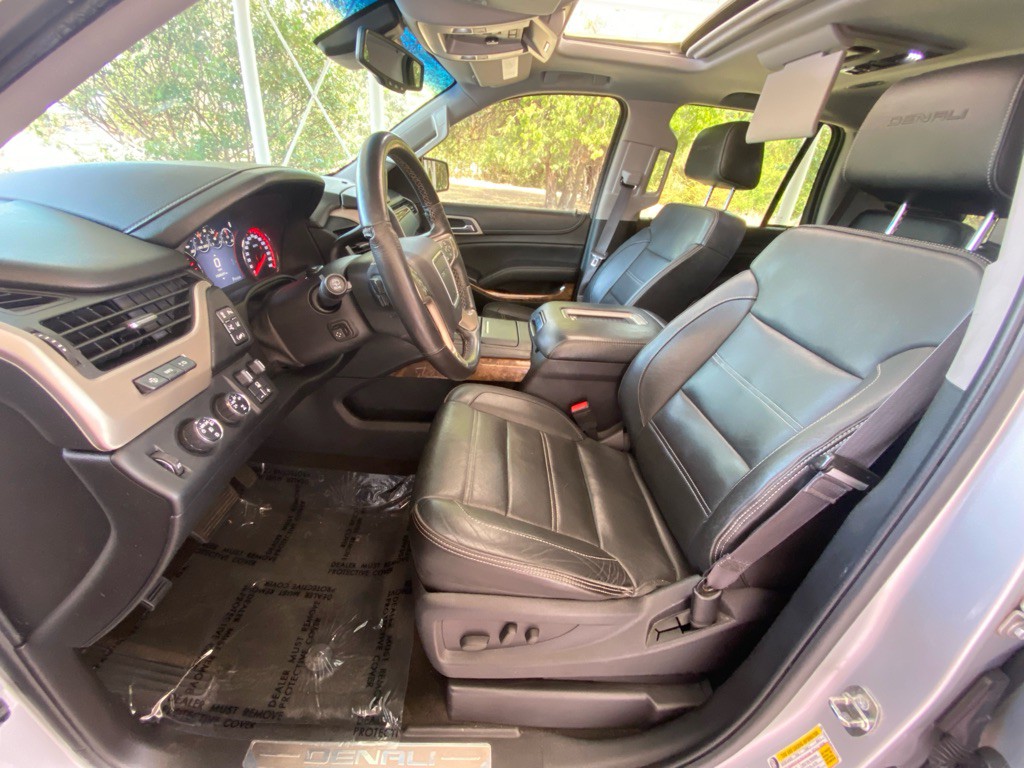 2015 GMC Yukon Image 9