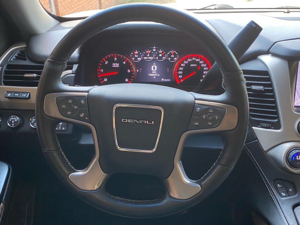 2015 GMC Yukon Image 20