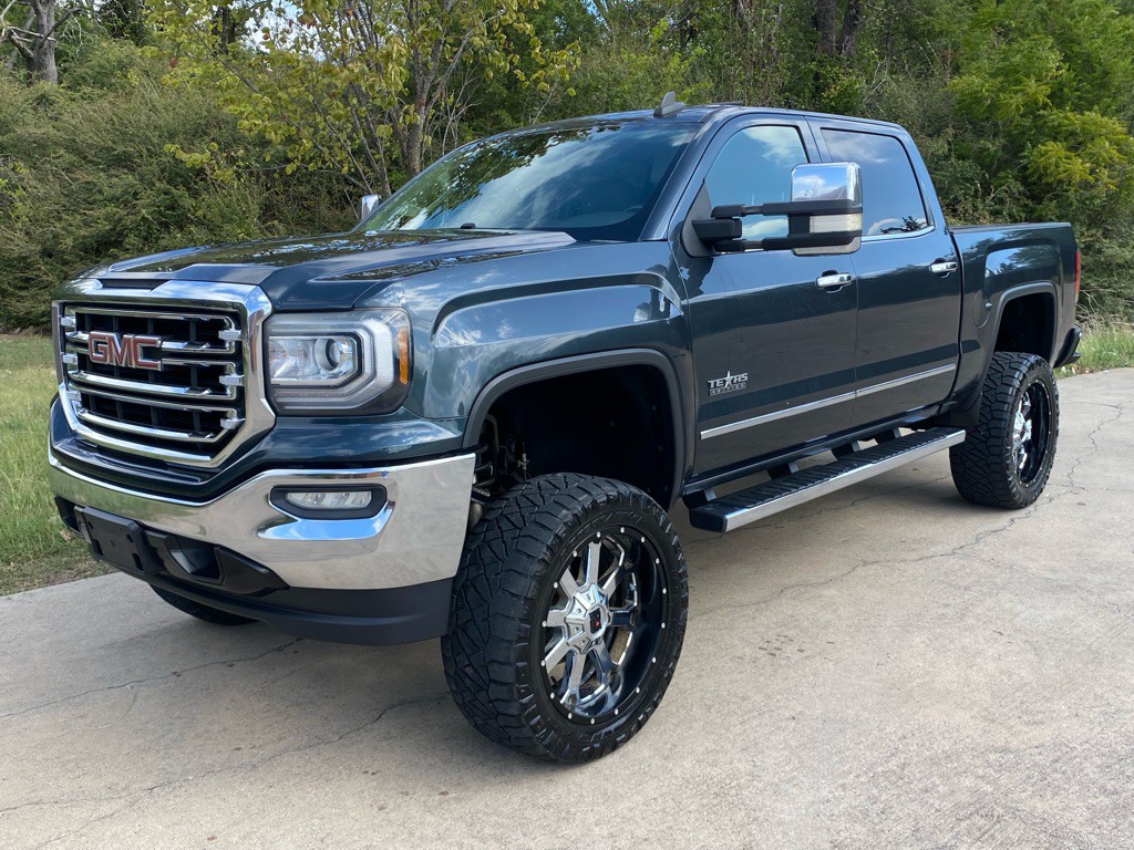 2017 GMC Sierra Image 3