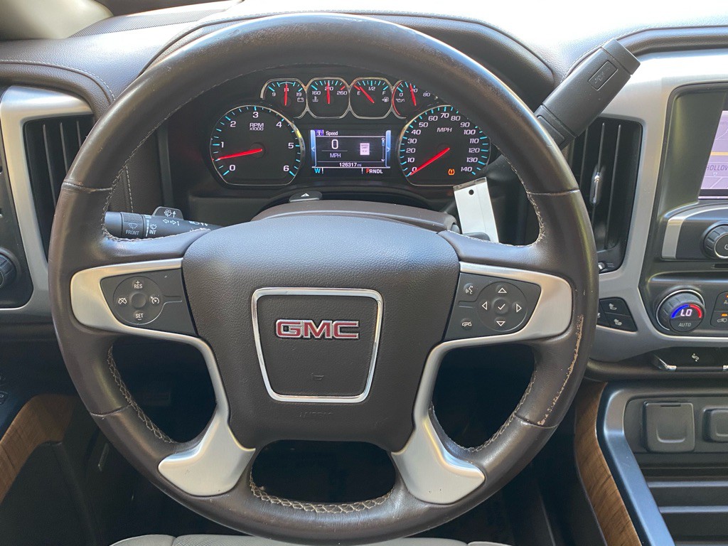 2017 GMC Sierra Image 16
