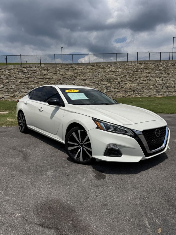 2020 Nissan Altima Image 1