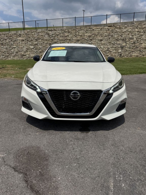 2020 Nissan Altima Image 2