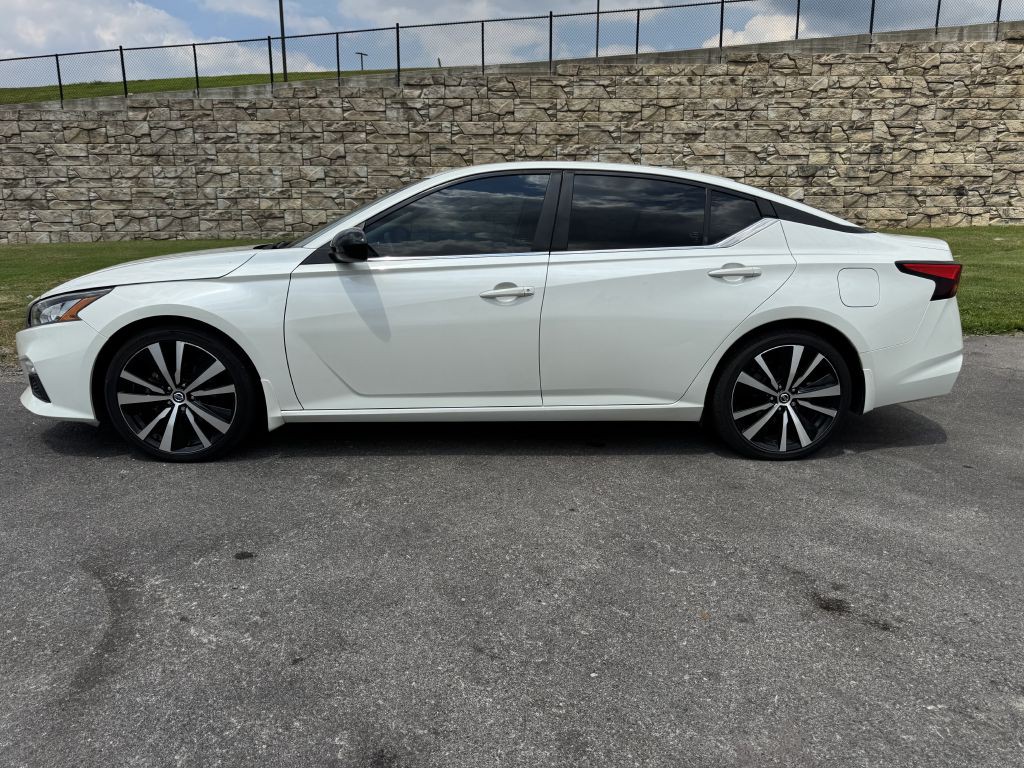 2020 Nissan Altima Image 4