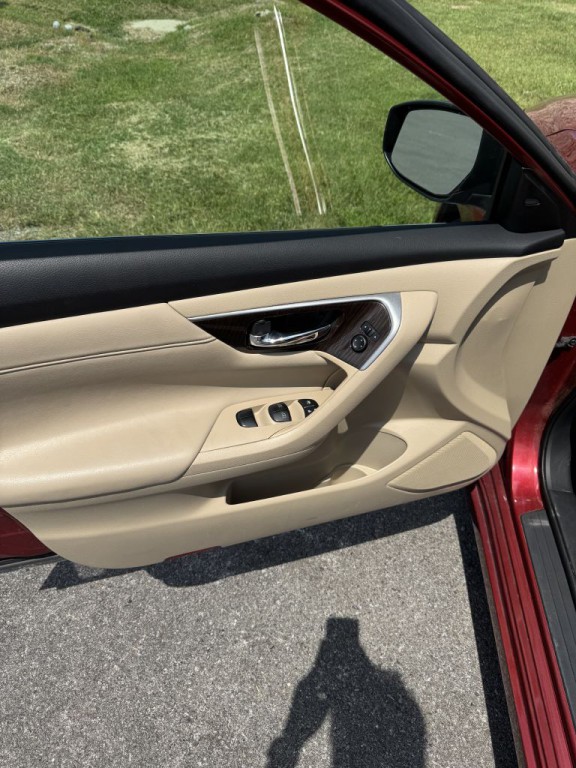 2015 Nissan Altima Image 7