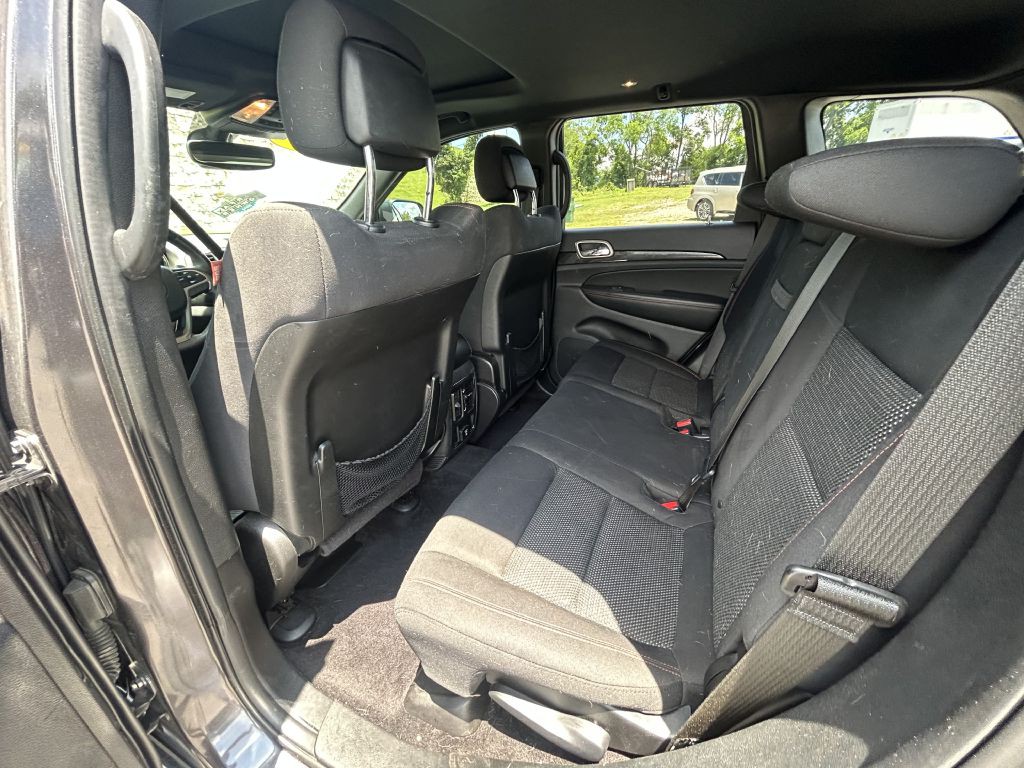 2017 Jeep Grand Cherokee Image 11