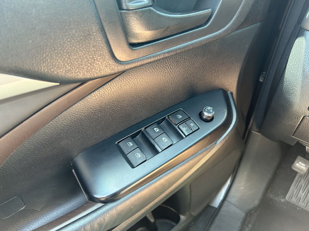 2014 Toyota Highlander Image 7