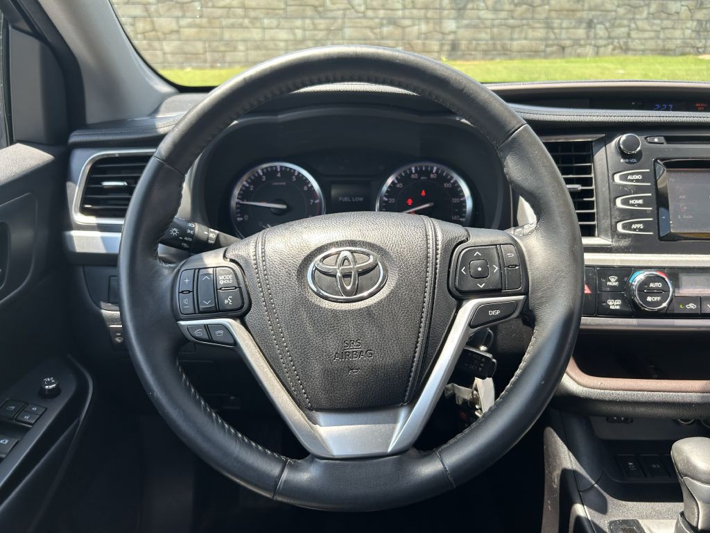 2014 Toyota Highlander Image 18