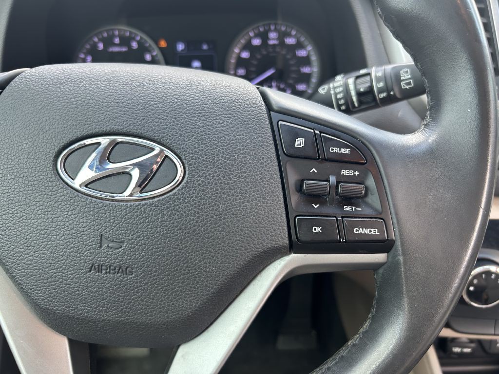2017 Hyundai Tucson Image 17