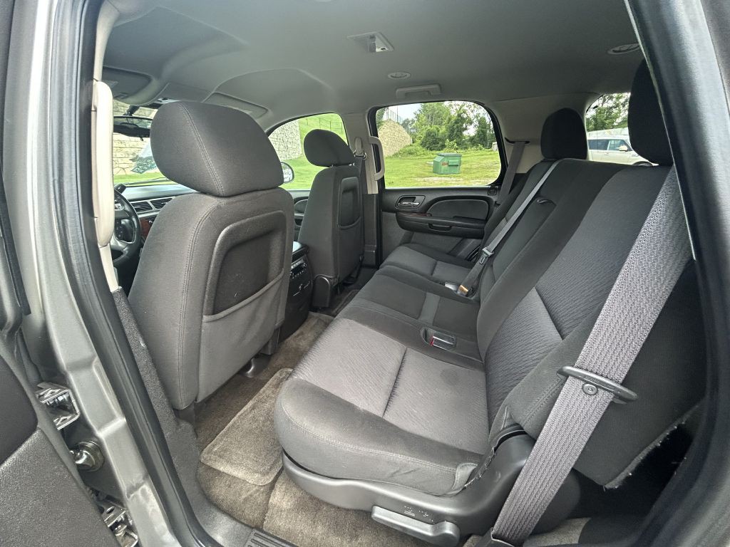 2012 Chevrolet Tahoe Image 11
