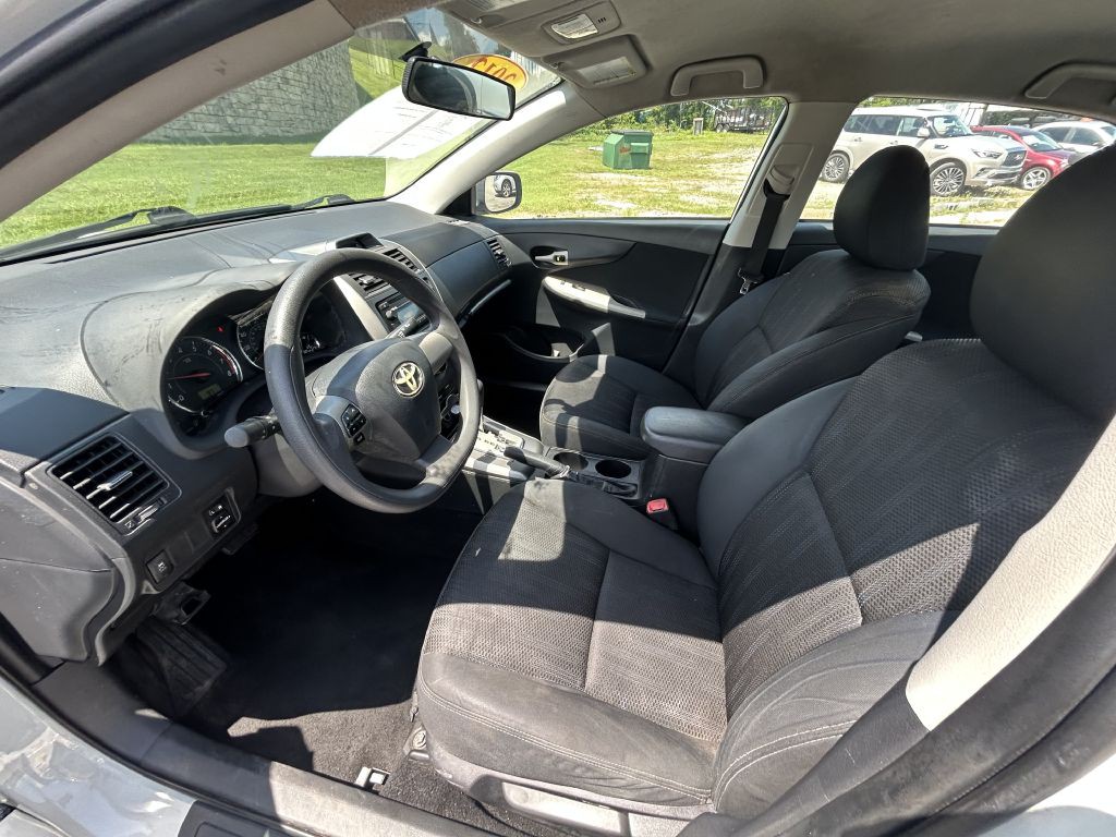 2012 Toyota Corolla Image 10