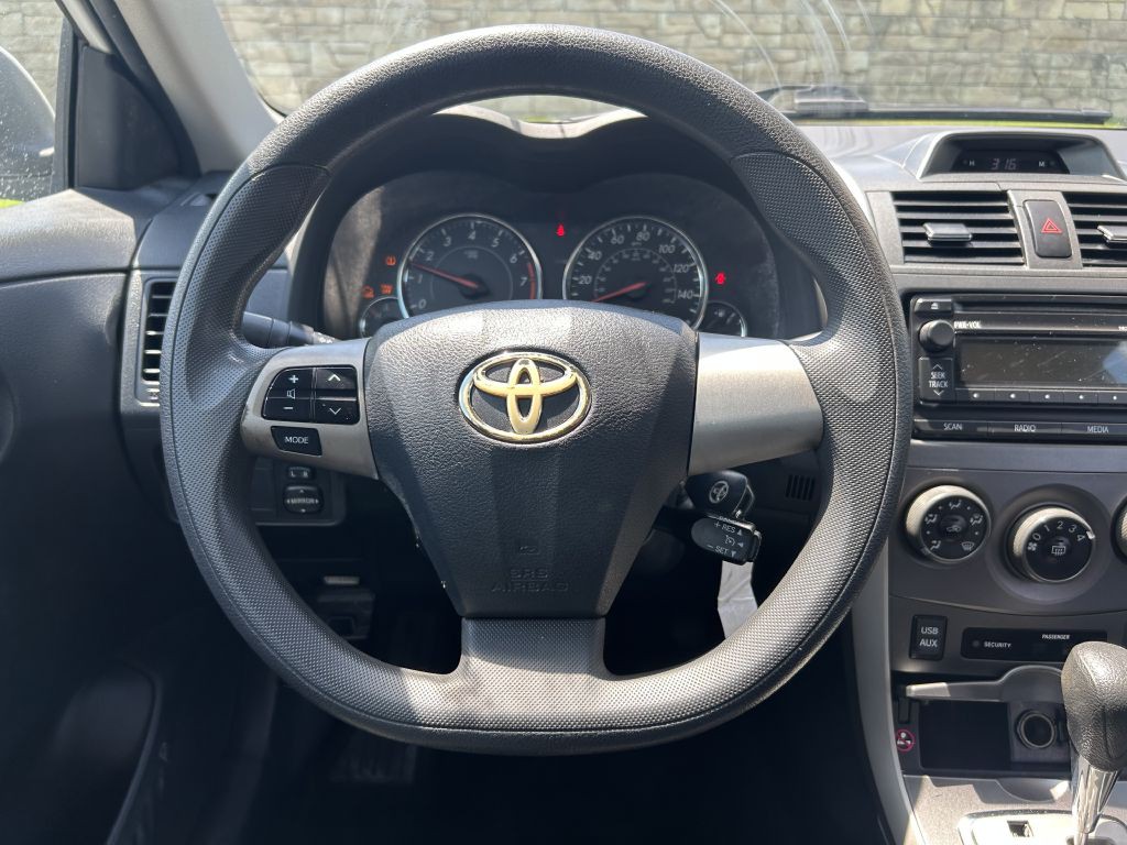 2012 Toyota Corolla Image 17