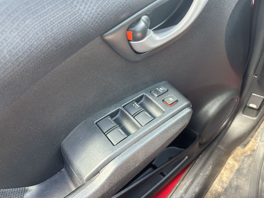 2010 Honda Fit Image 7