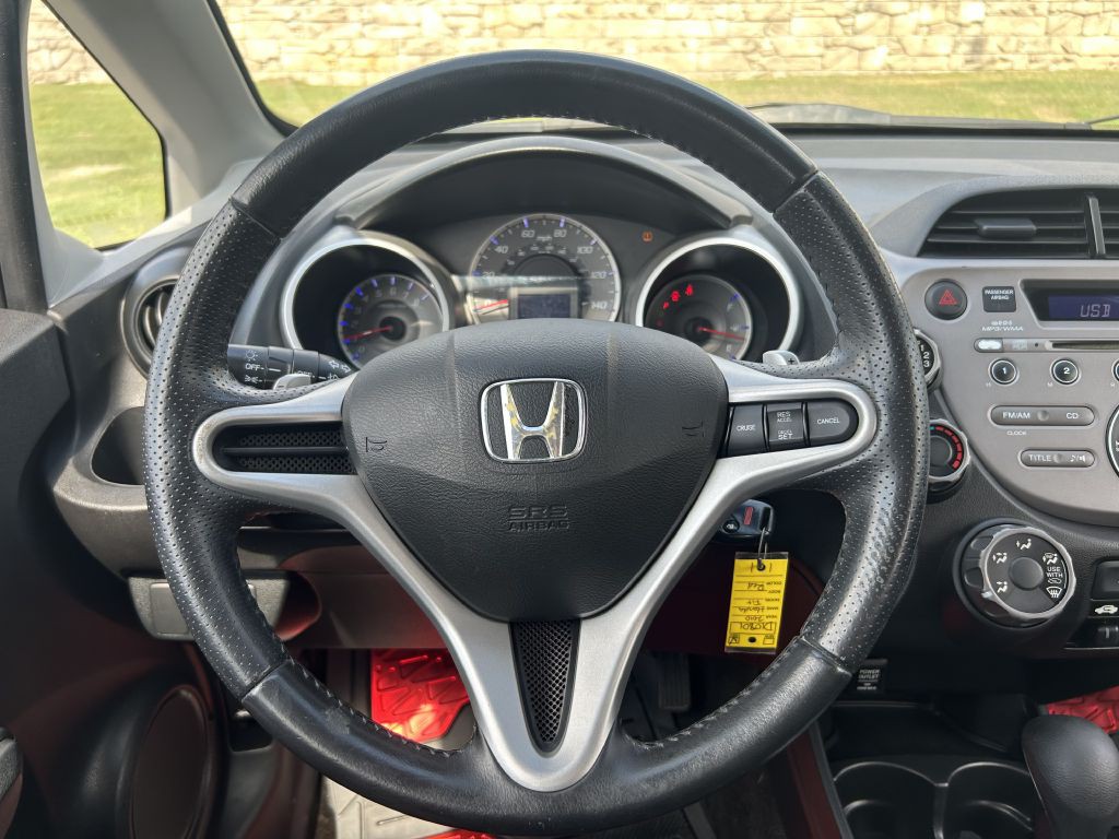 2010 Honda Fit Image 16