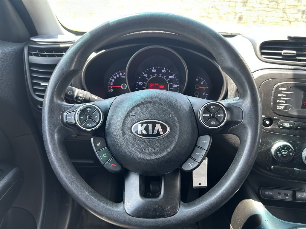 2014 Kia Soul Image 16