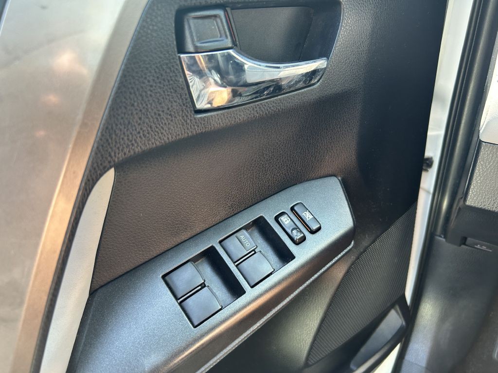 2018 Toyota Rav4 Image 7