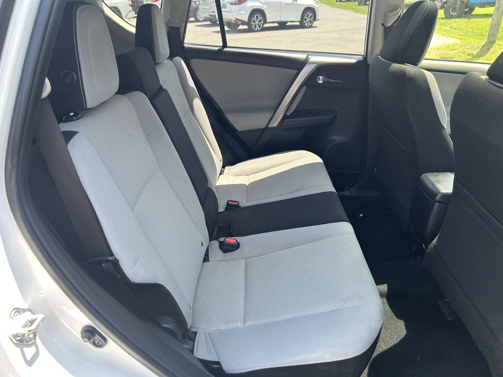 2018 Toyota Rav4 Image 14