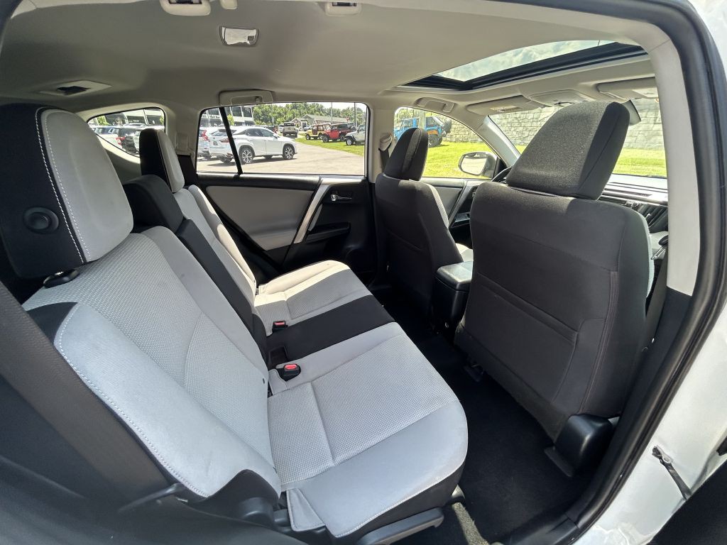 2018 Toyota Rav4 Image 15