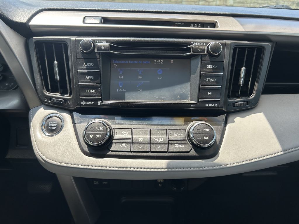 2018 Toyota Rav4 Image 17