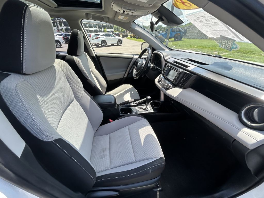 2018 Toyota Rav4 Image 22