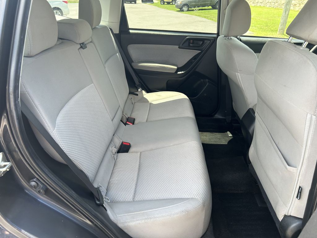 2017 Subaru Forester Image 13