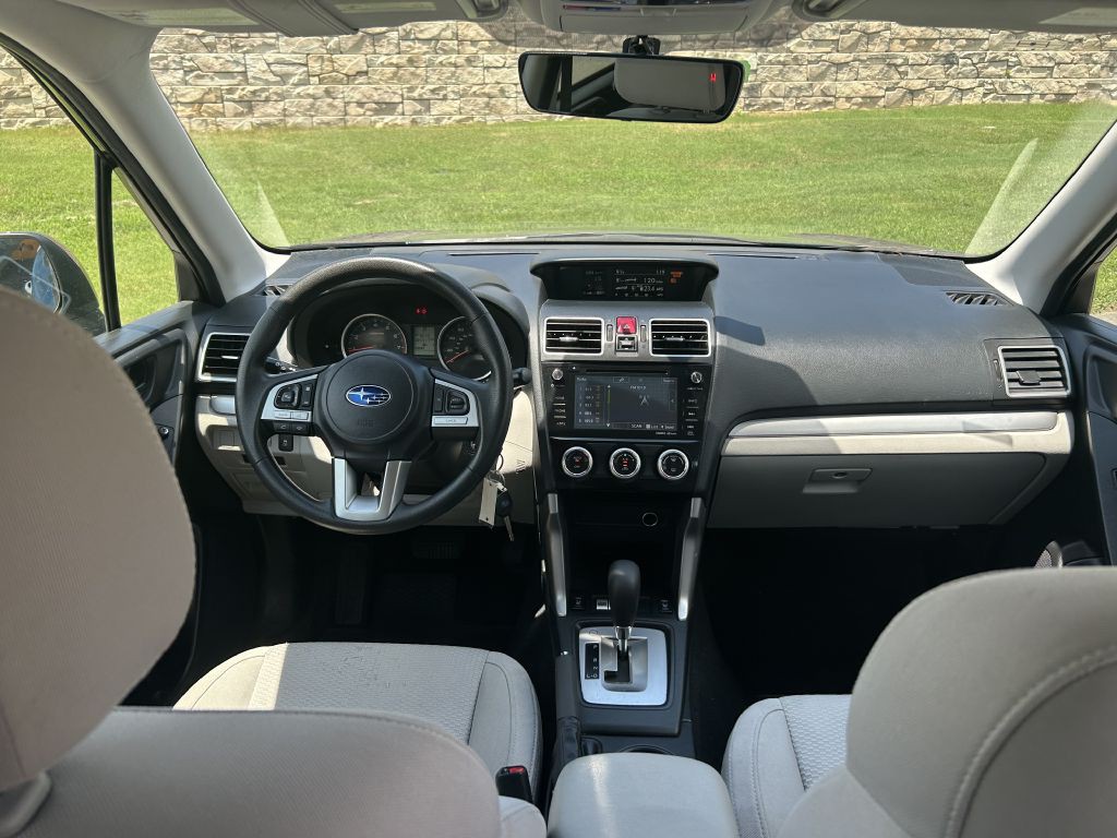 2017 Subaru Forester Image 15
