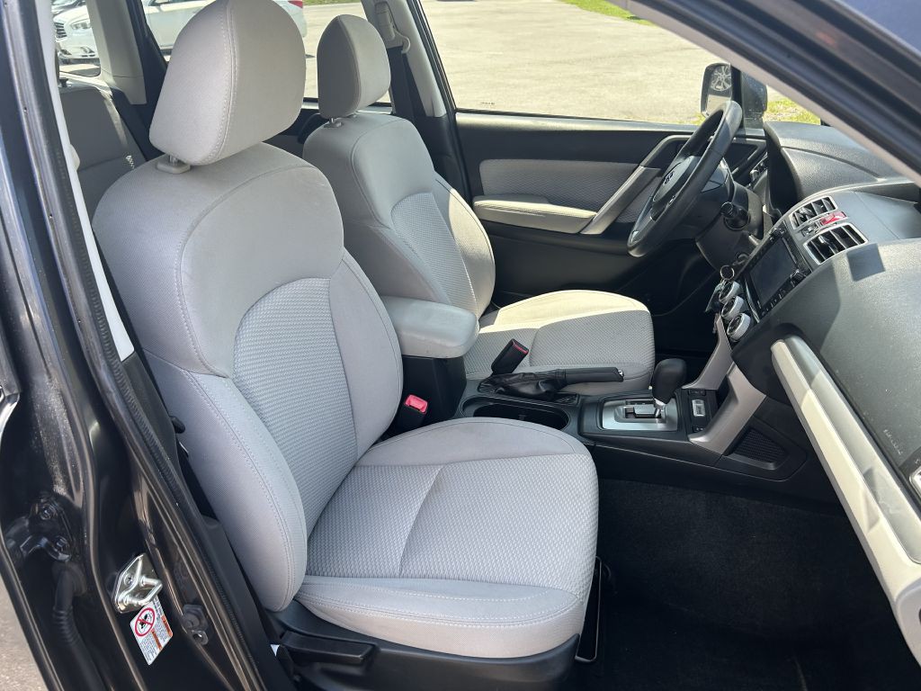 2017 Subaru Forester Image 20