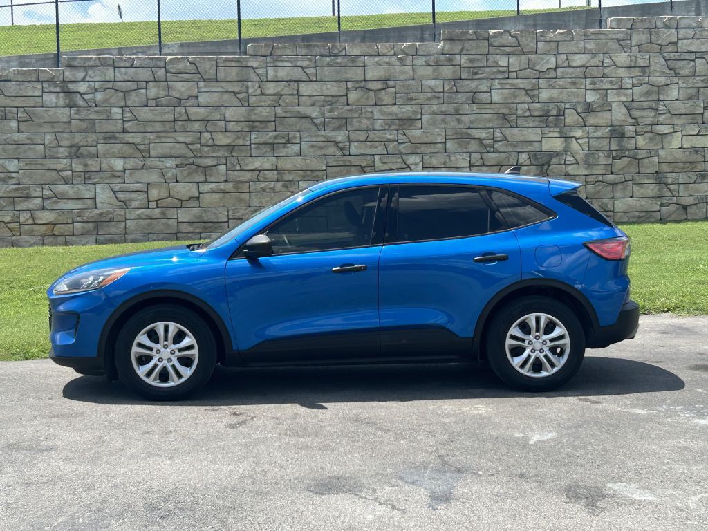 2020 Ford Escape Image 2