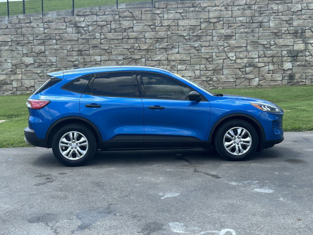 2020 Ford Escape Image 3