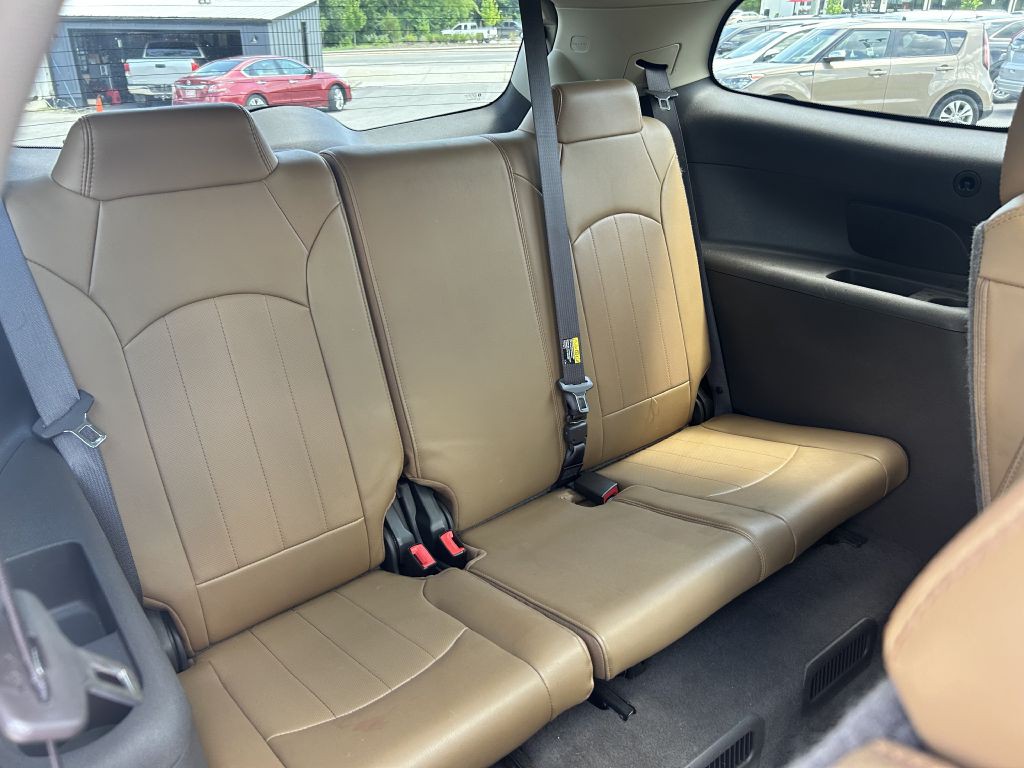 2016 Buick Enclave Image 17