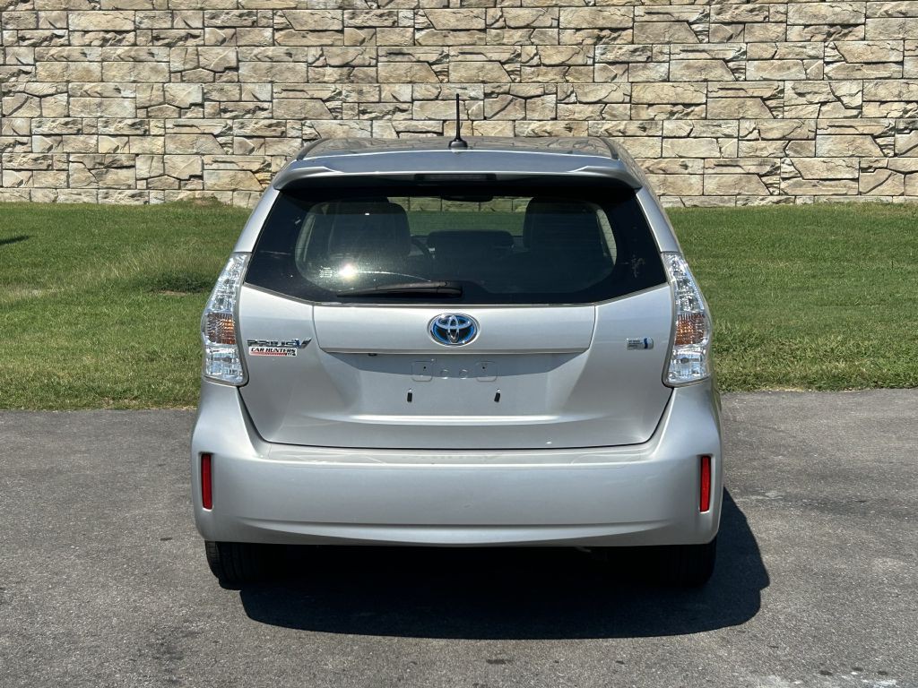 2014 Toyota Prius Image 5