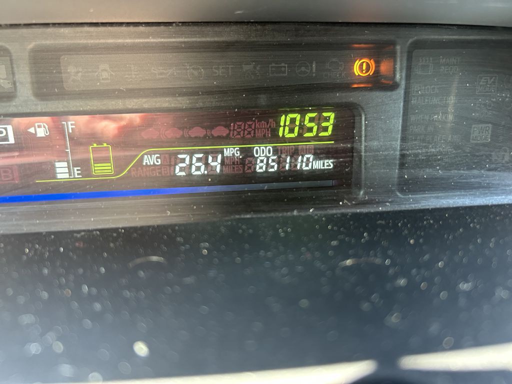 2014 Toyota Prius Image 22