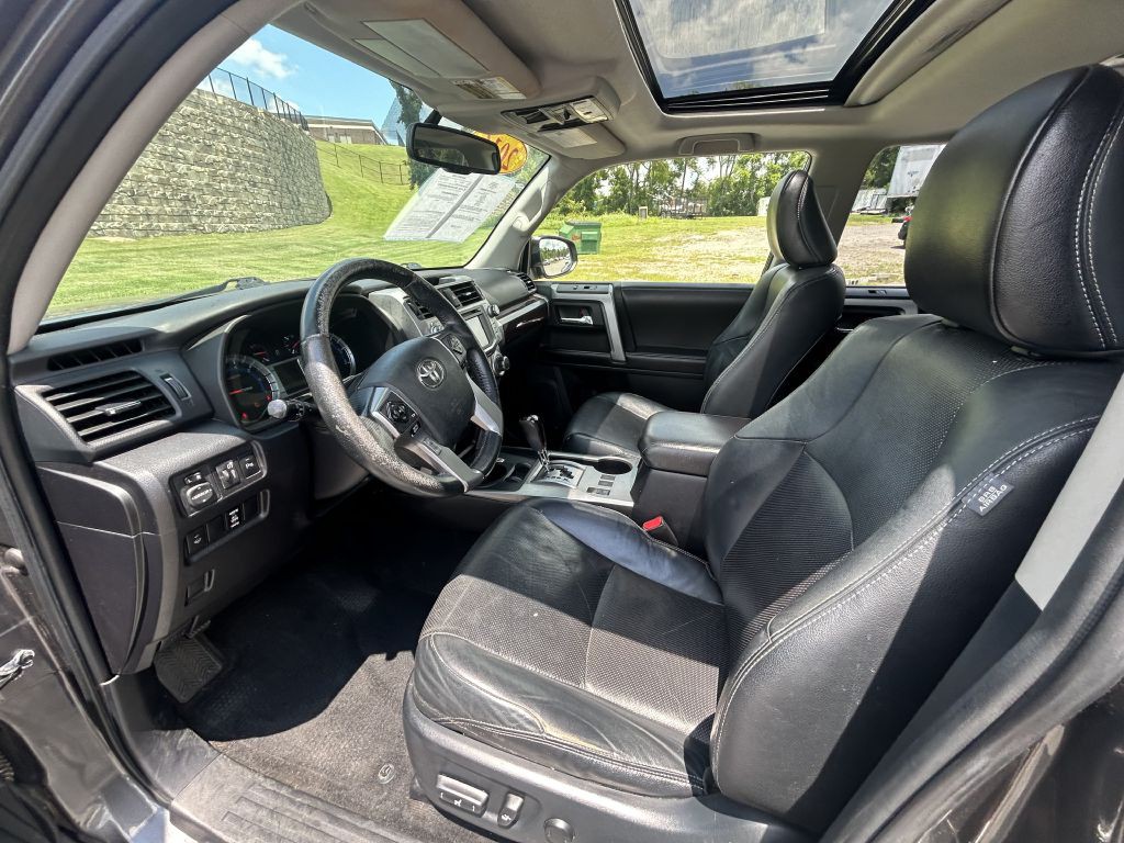 2016 Toyota 4Runner Image 11