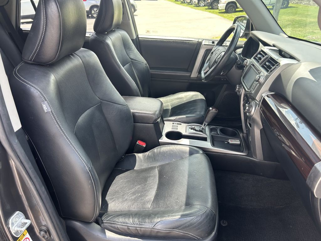 2016 Toyota 4Runner Image 23