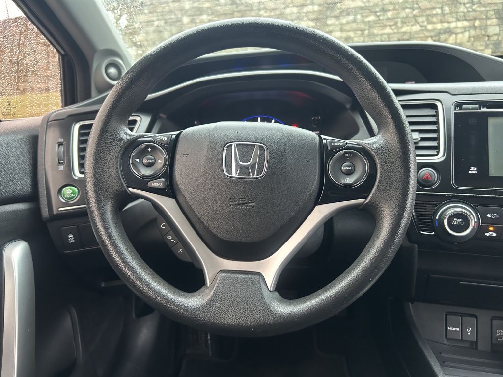 2015 Honda Civic Image 16