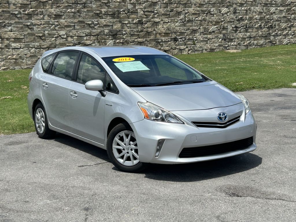 2014 Toyota Prius Image 1