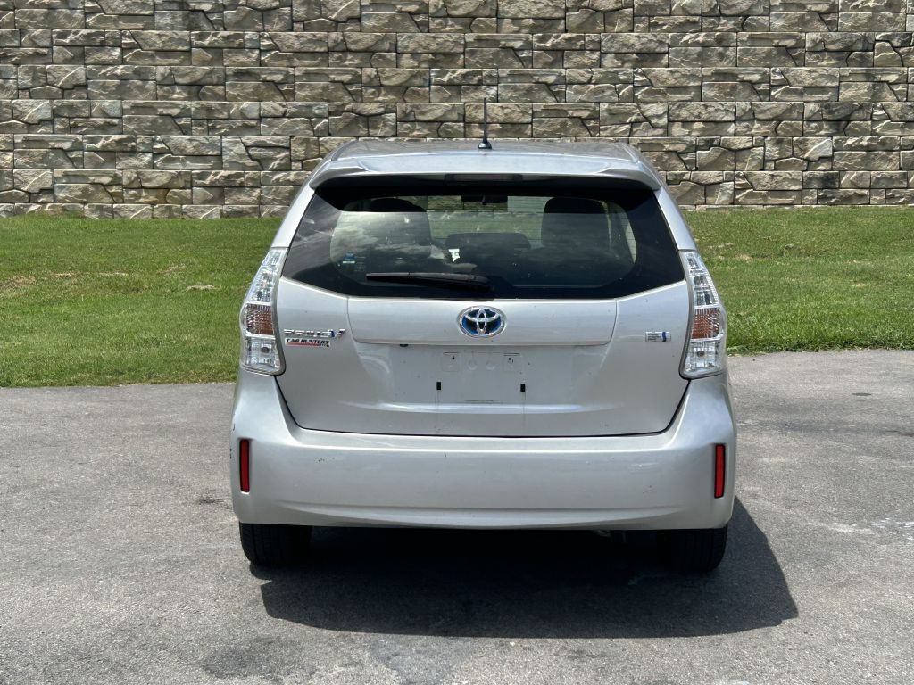 2014 Toyota Prius Image 5