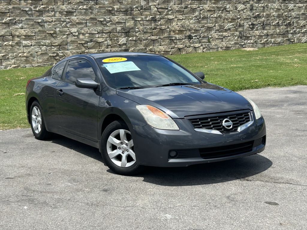 2009 Nissan Altima Image 1