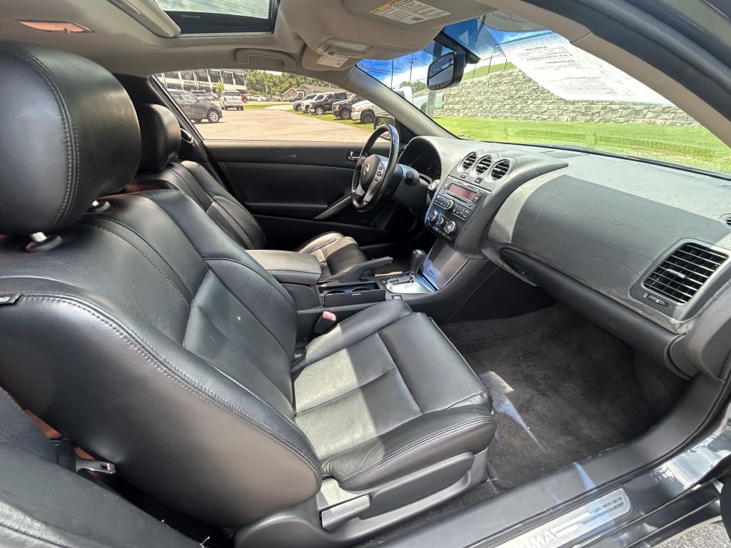 2009 Nissan Altima Image 14
