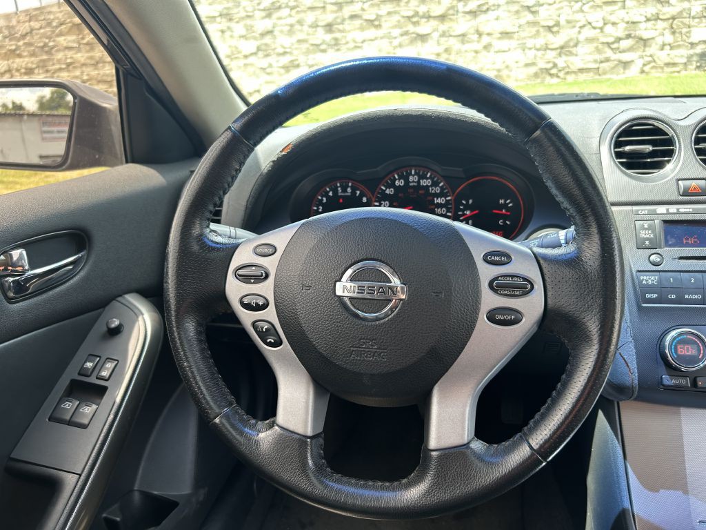 2009 Nissan Altima Image 16