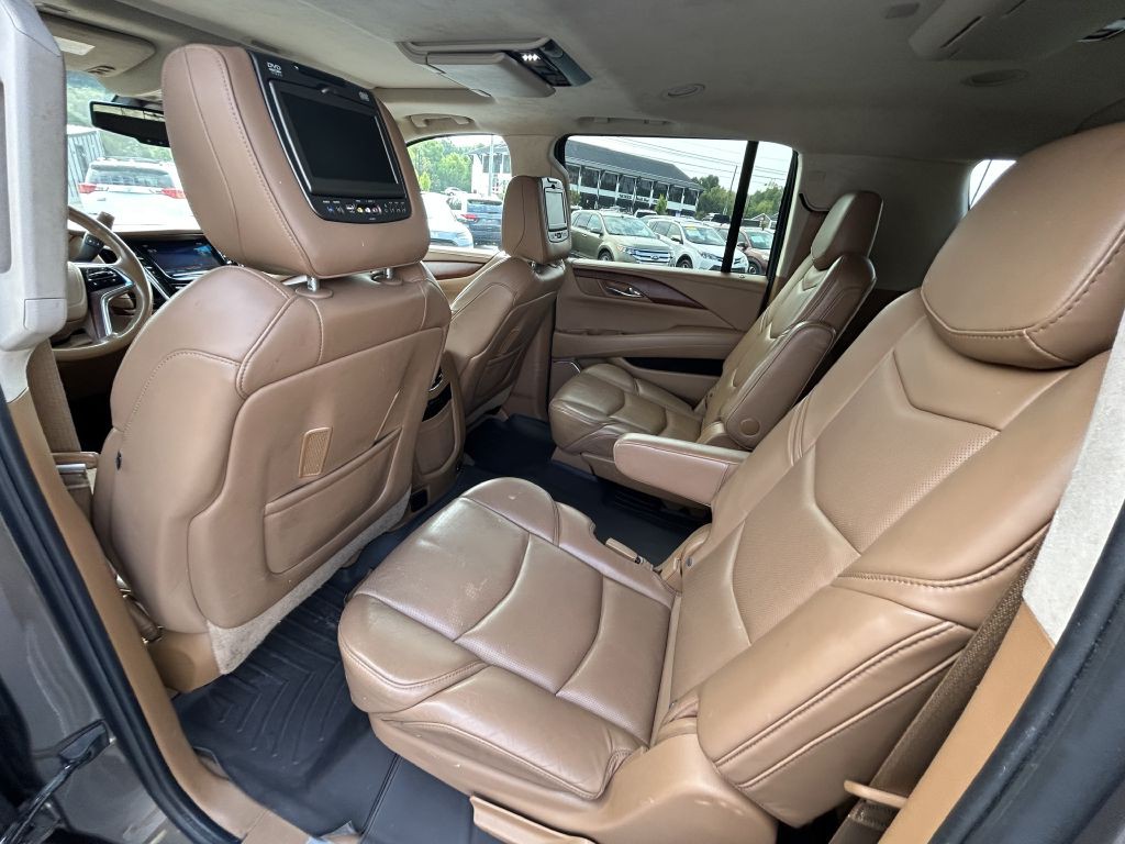 2015 Cadillac Escalade Image 12
