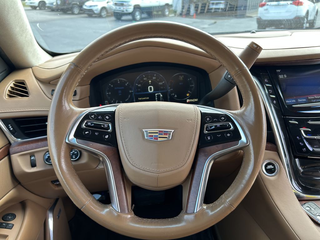 2015 Cadillac Escalade Image 22