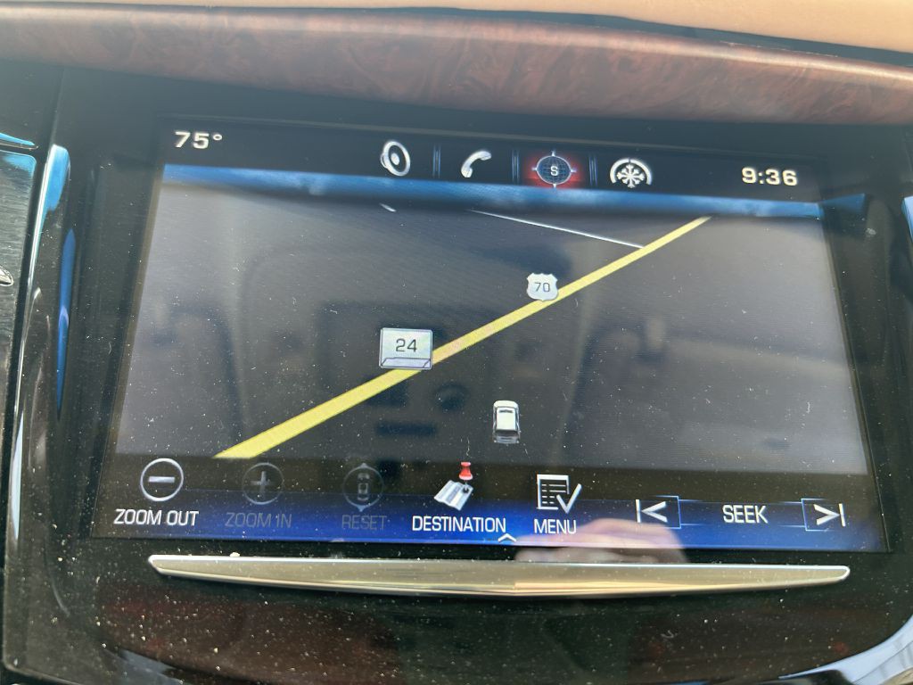 2015 Cadillac Escalade Image 26