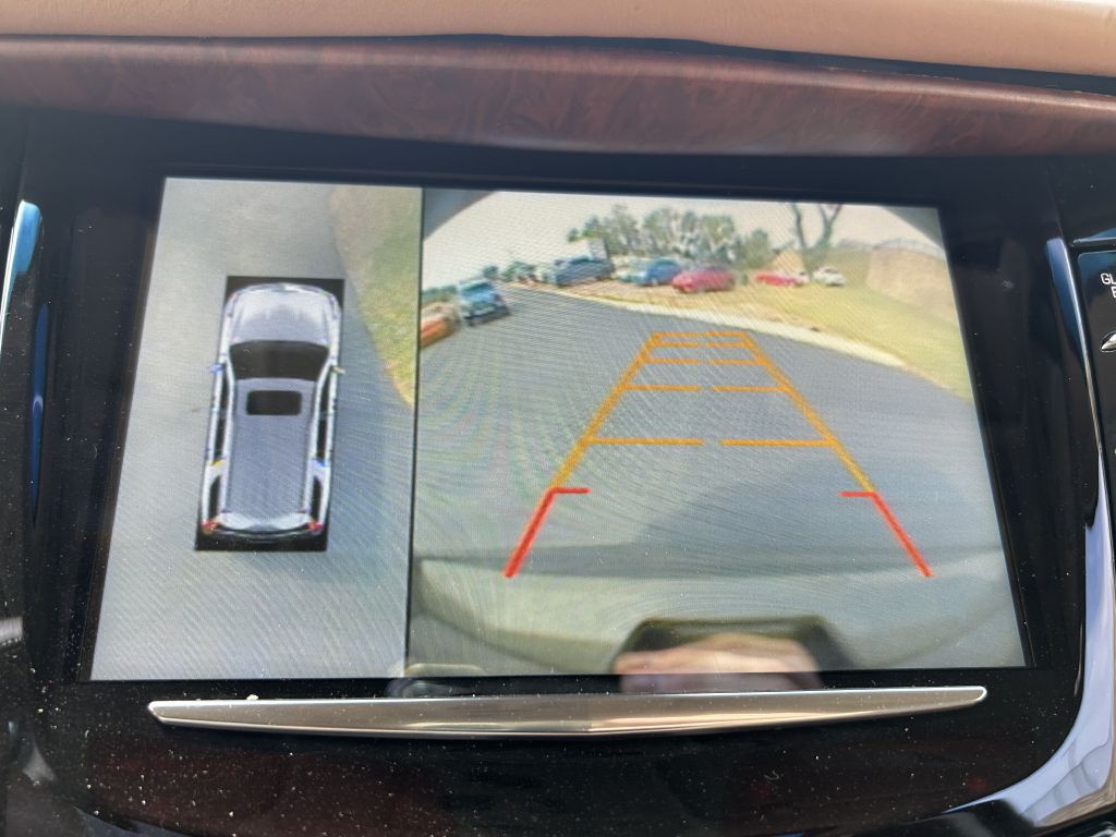 2015 Cadillac Escalade Image 27