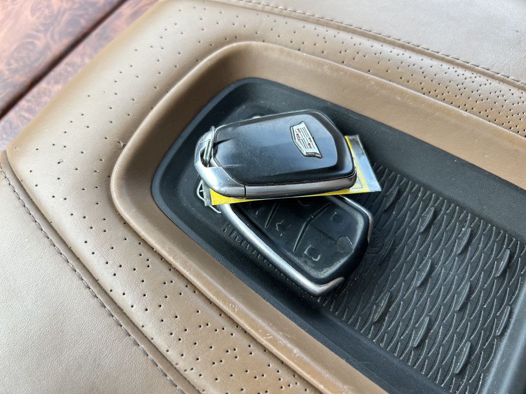 2015 Cadillac Escalade Image 29