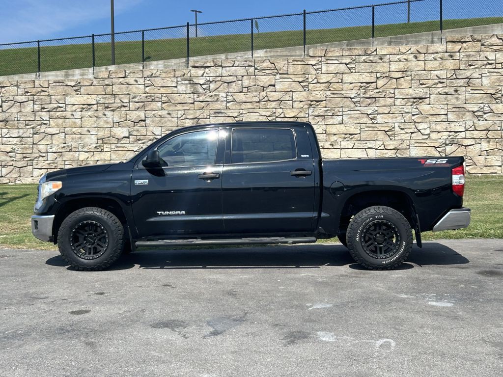 2014 Toyota Tundra Image 2
