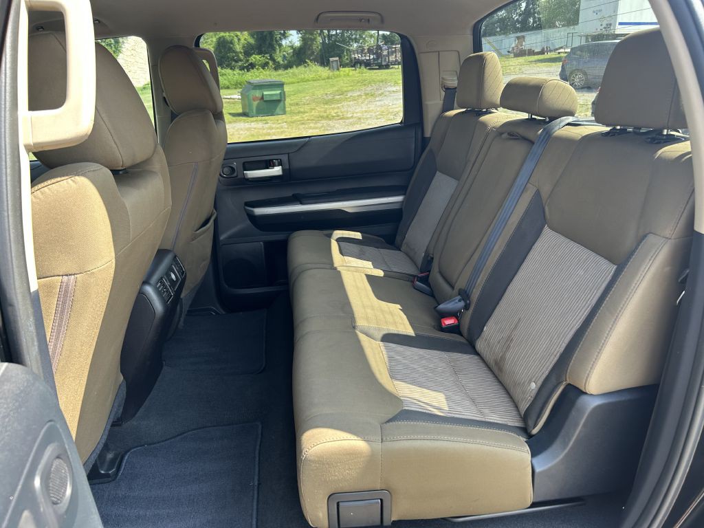 2014 Toyota Tundra Image 12