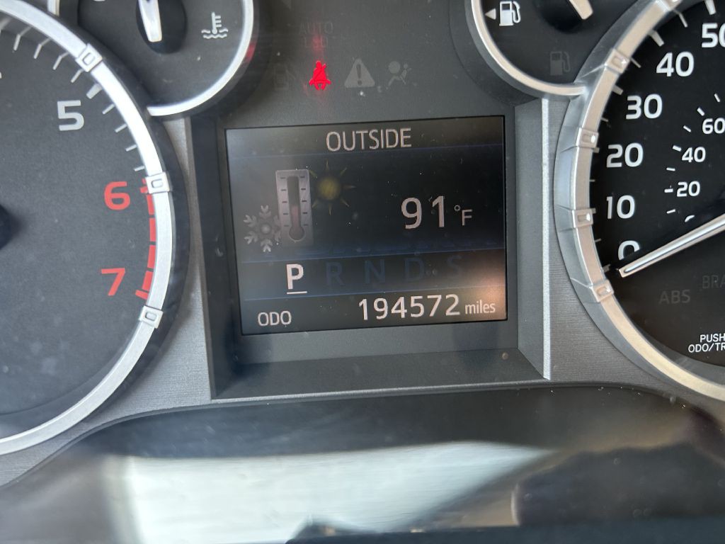 2014 Toyota Tundra Image 23
