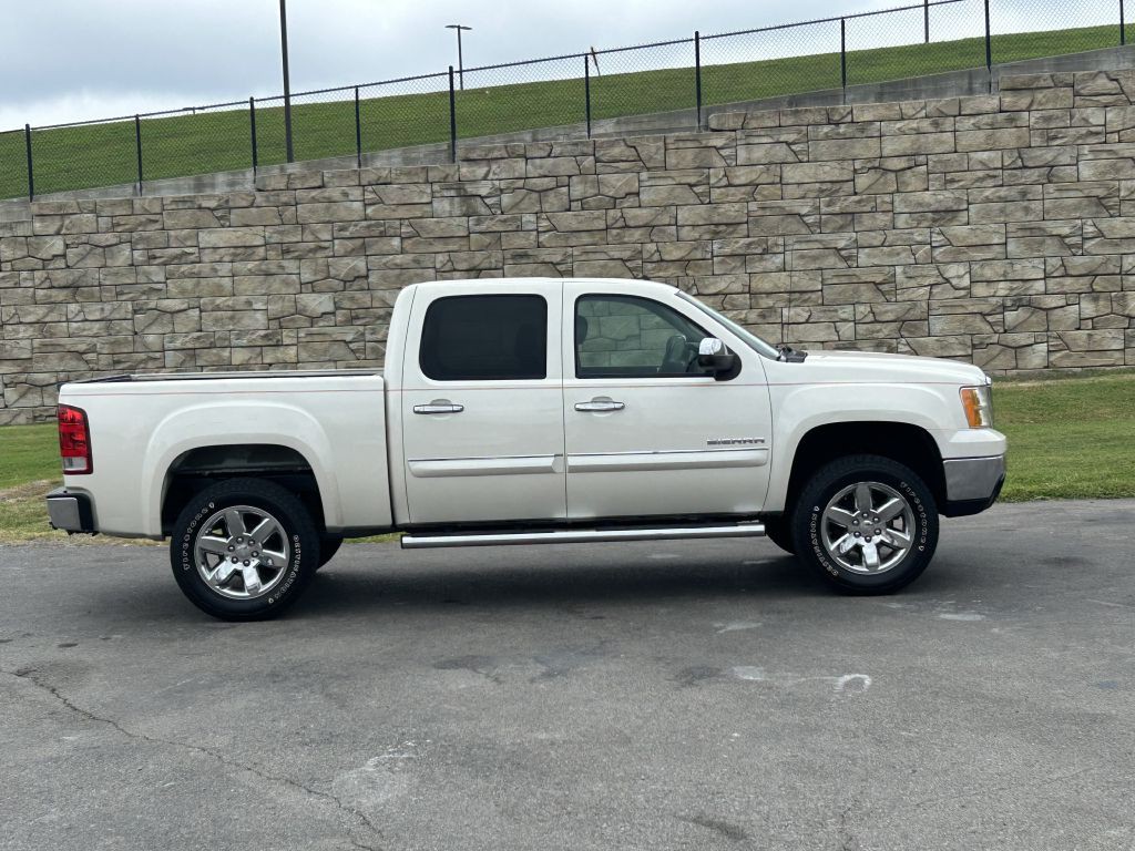 2013 GMC Sierra Image 3